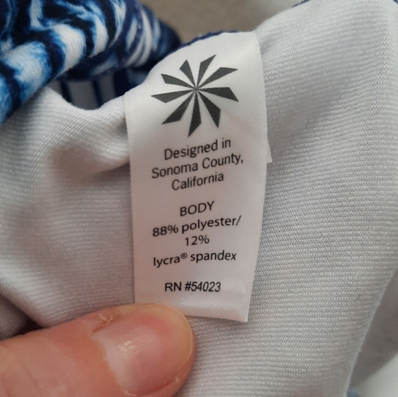 Athleta Blue Tie-Dye Multi Shorts S - Picture 5 of 7